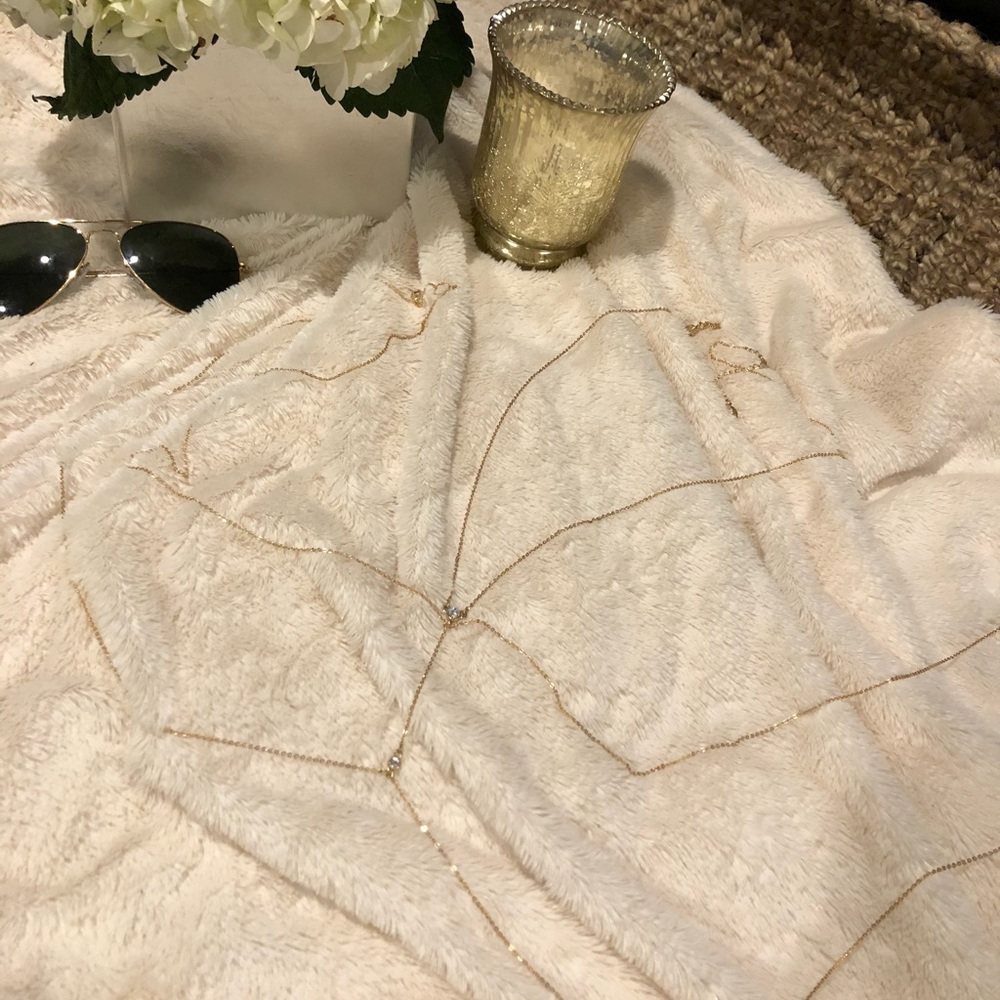 *BRAND NEW NEVER WORN* Gold Body Chain